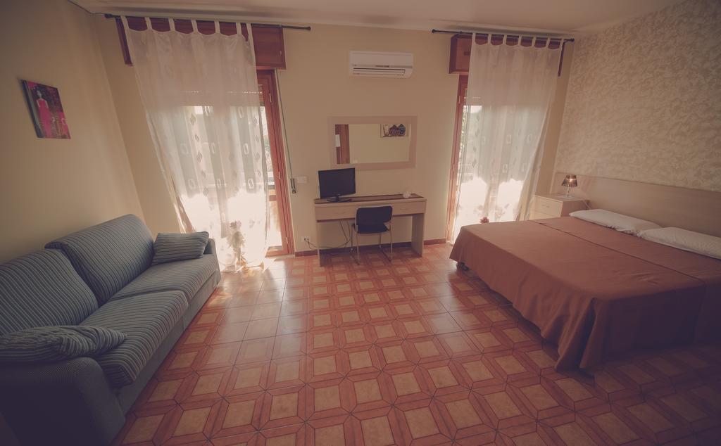 Cassiodoro Rooms Affittacamere Catanzaro Eksteriør billede