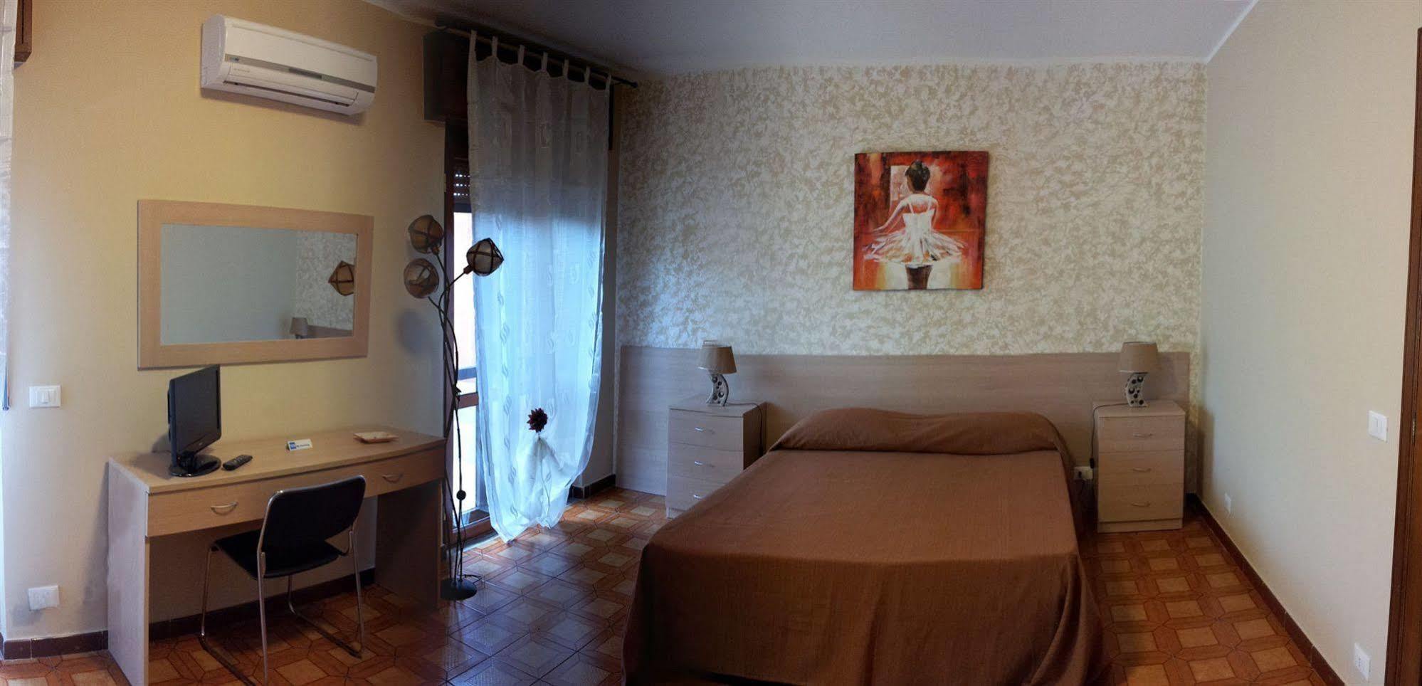 Cassiodoro Rooms Affittacamere Catanzaro Eksteriør billede
